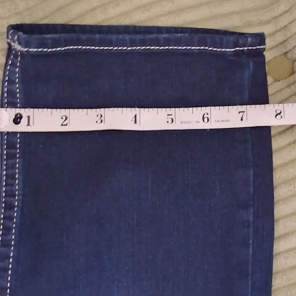 Silver Jeans Co Suki Mid Capri Dark‎ Wash Women's Size 31 Western Glove Works